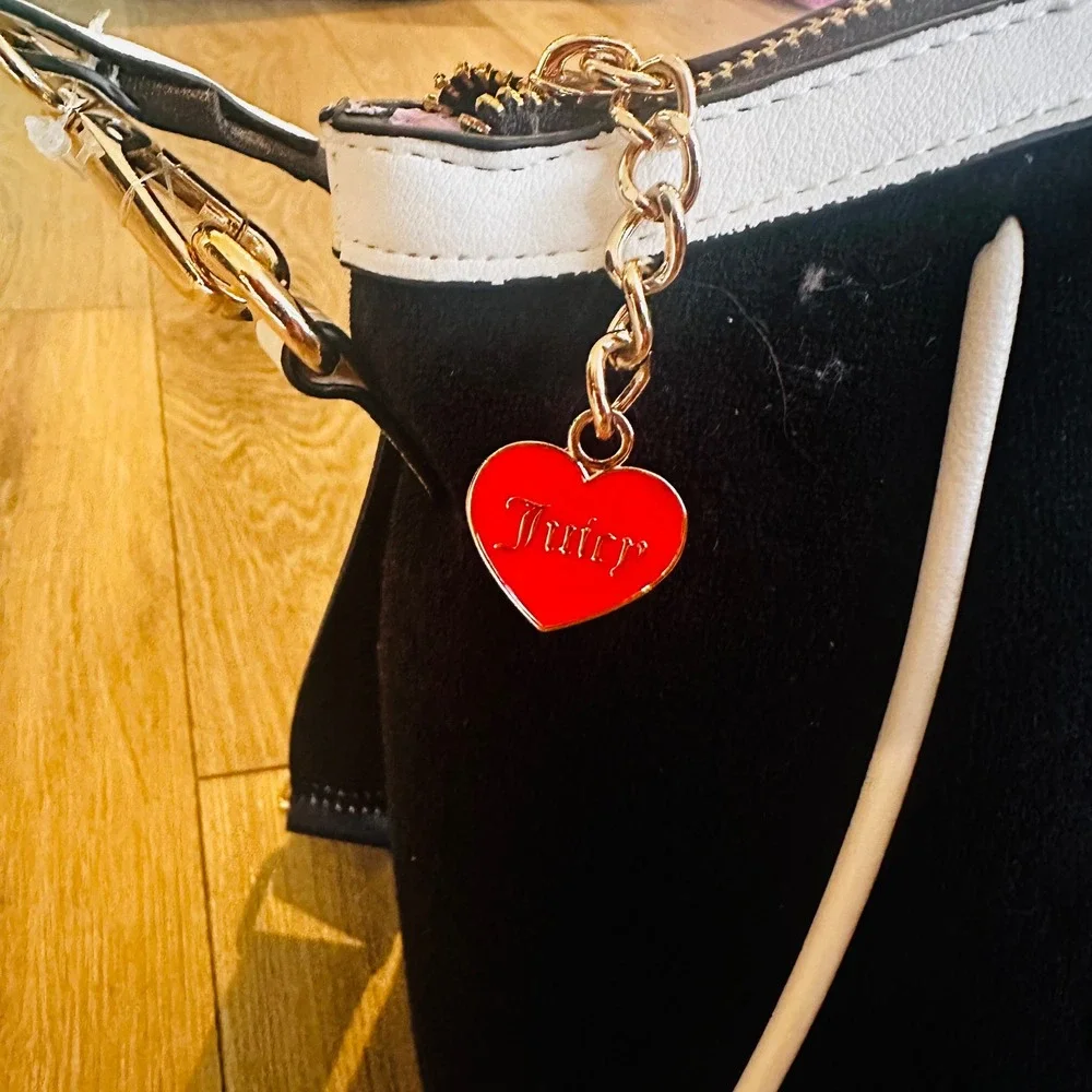Juicy Couture Sweet N Juicy Apple Tote Black Velour Strawberry Bag 11JCD4RMX-LR